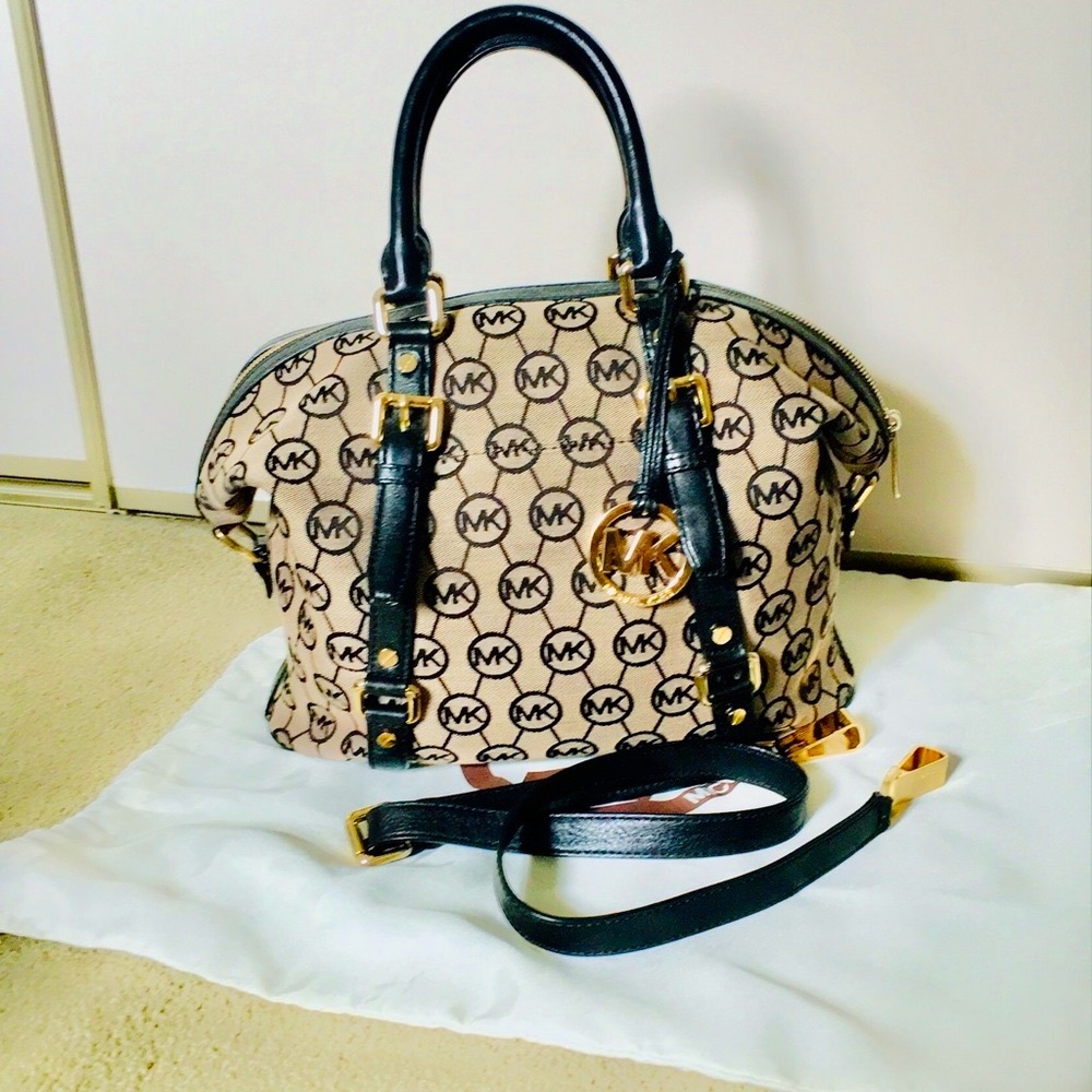 Michael Kors 3 in 1 Bag